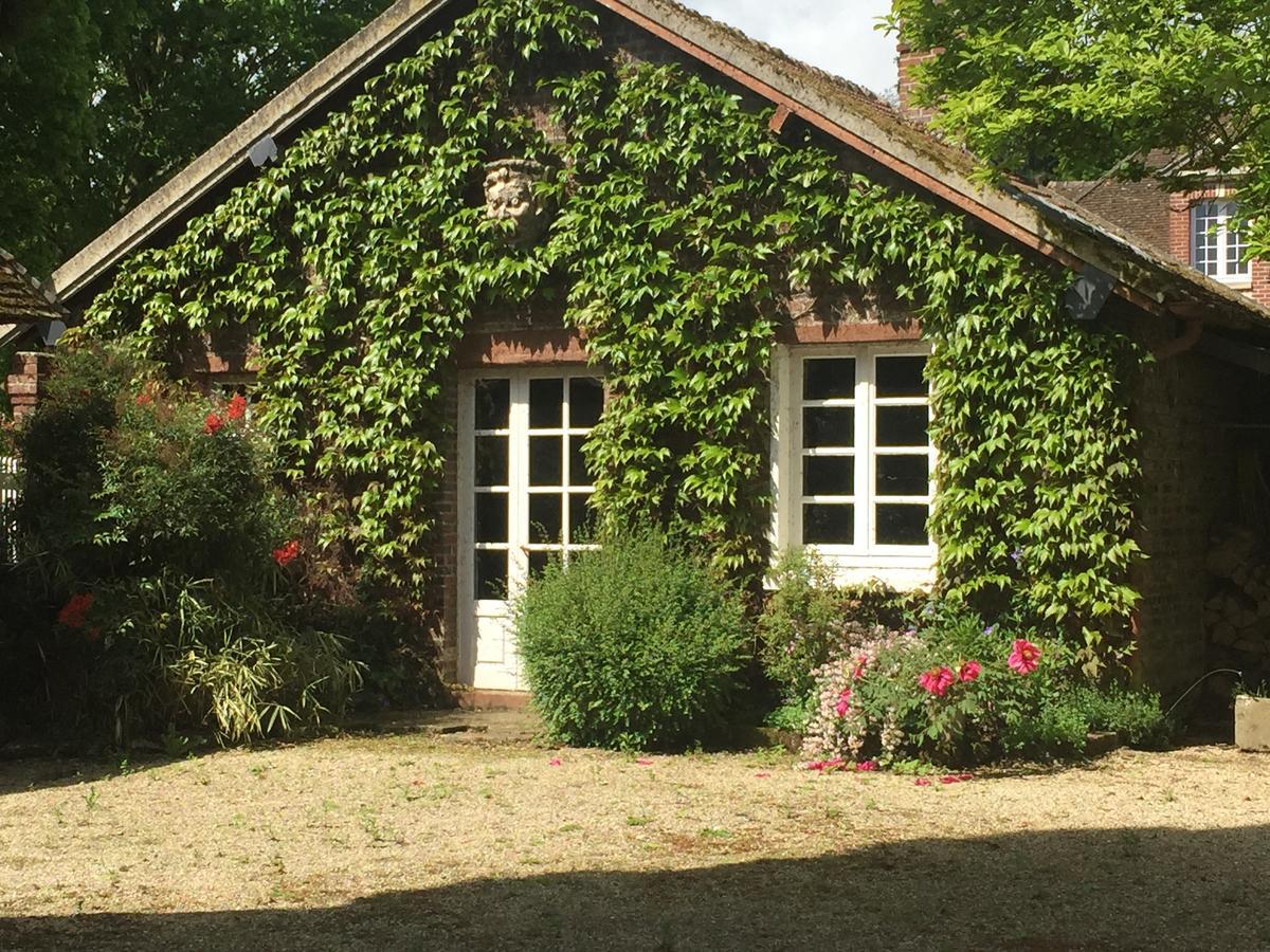 Le Puits D'Angle Bed & Breakfast Thibivillers Dış mekan fotoğraf